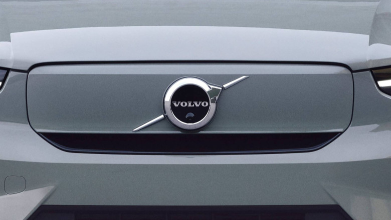 A New Era for Electric SUVs: Volvo EX60 Arrives with Smart Safety Innovations